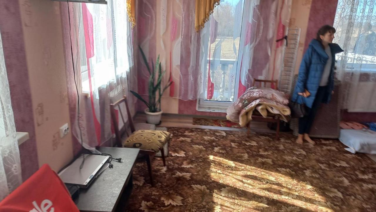 Khutorok Svergio Chesnovka エクステリア 写真